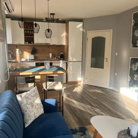 1br Close To The Varna