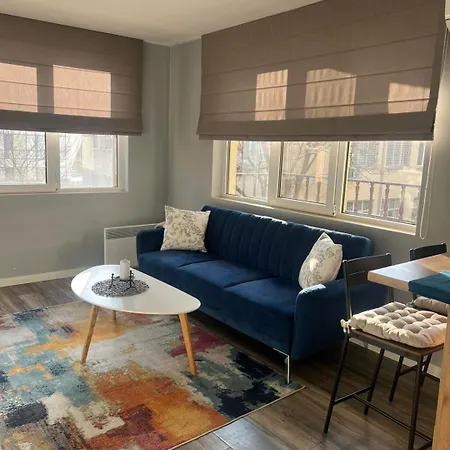 Ideal Cozy 1br | 5 Minutes To Варна